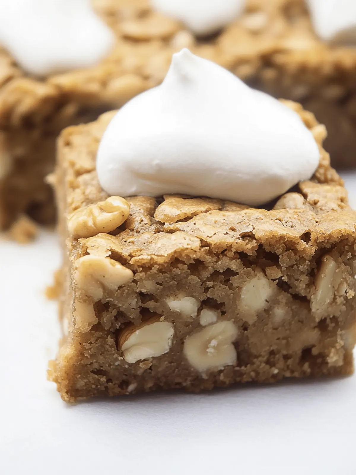 Maple Walnut Blondies: Your New Cozy Fall Favorite Treat 4 Maple Walnut Blondies