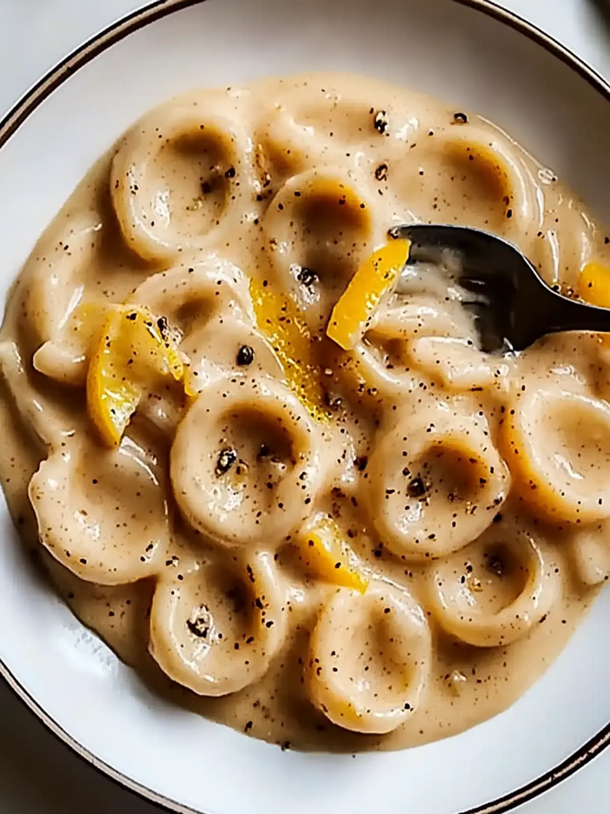 Creamy Roast Garlic and Lemon Pasta Sauce for Quick Gourmet Meals 3 Creamy Roast Garlic and Lemon Pasta Sauce