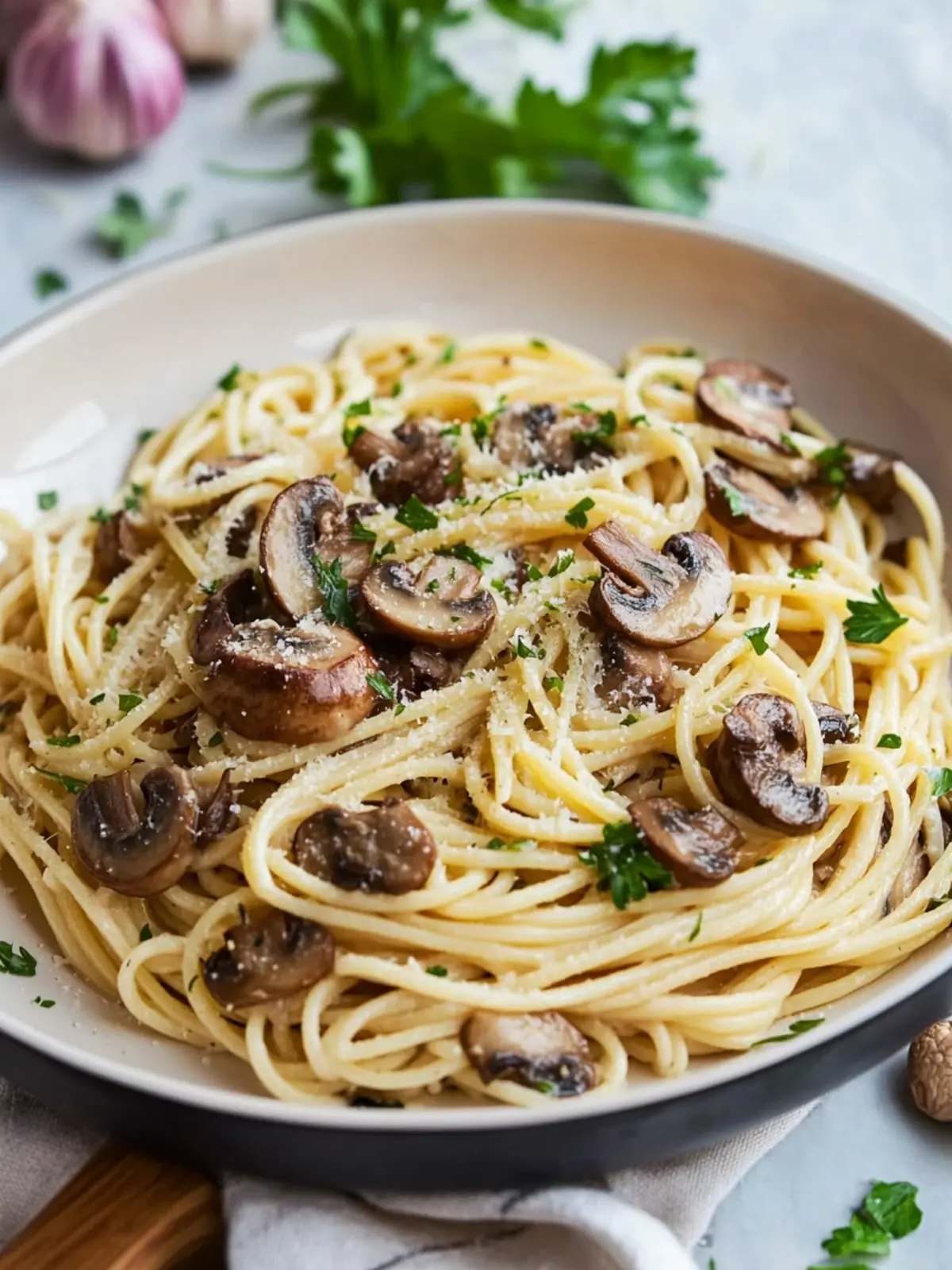 Mushroom and Garlic Spaghetti Dinner