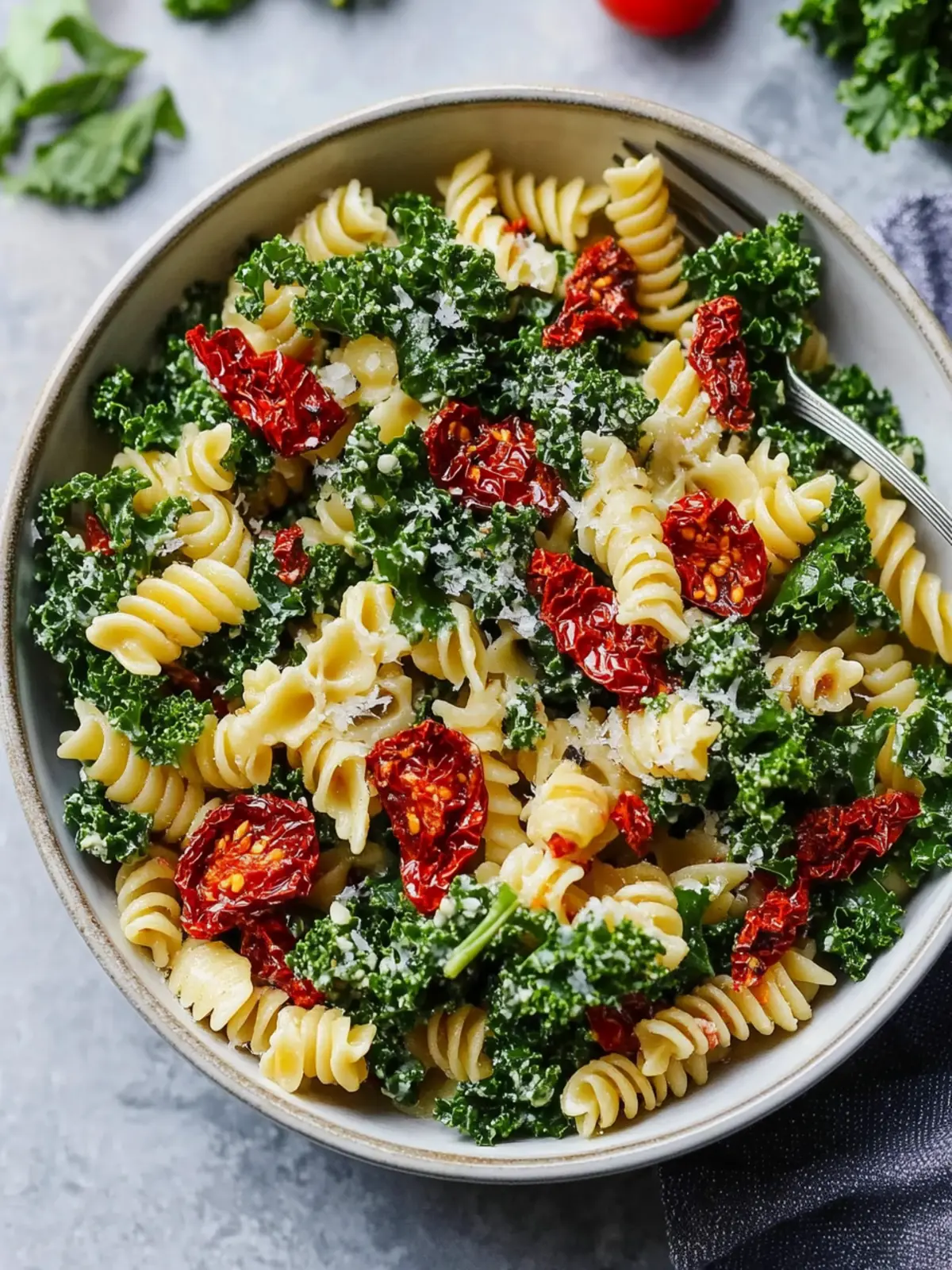Kale Pasta Salad with Sun-Dried Tomatoes for Meal Prep Magic 5 Kale Pasta Salad With Sun-Dried Tomatoes