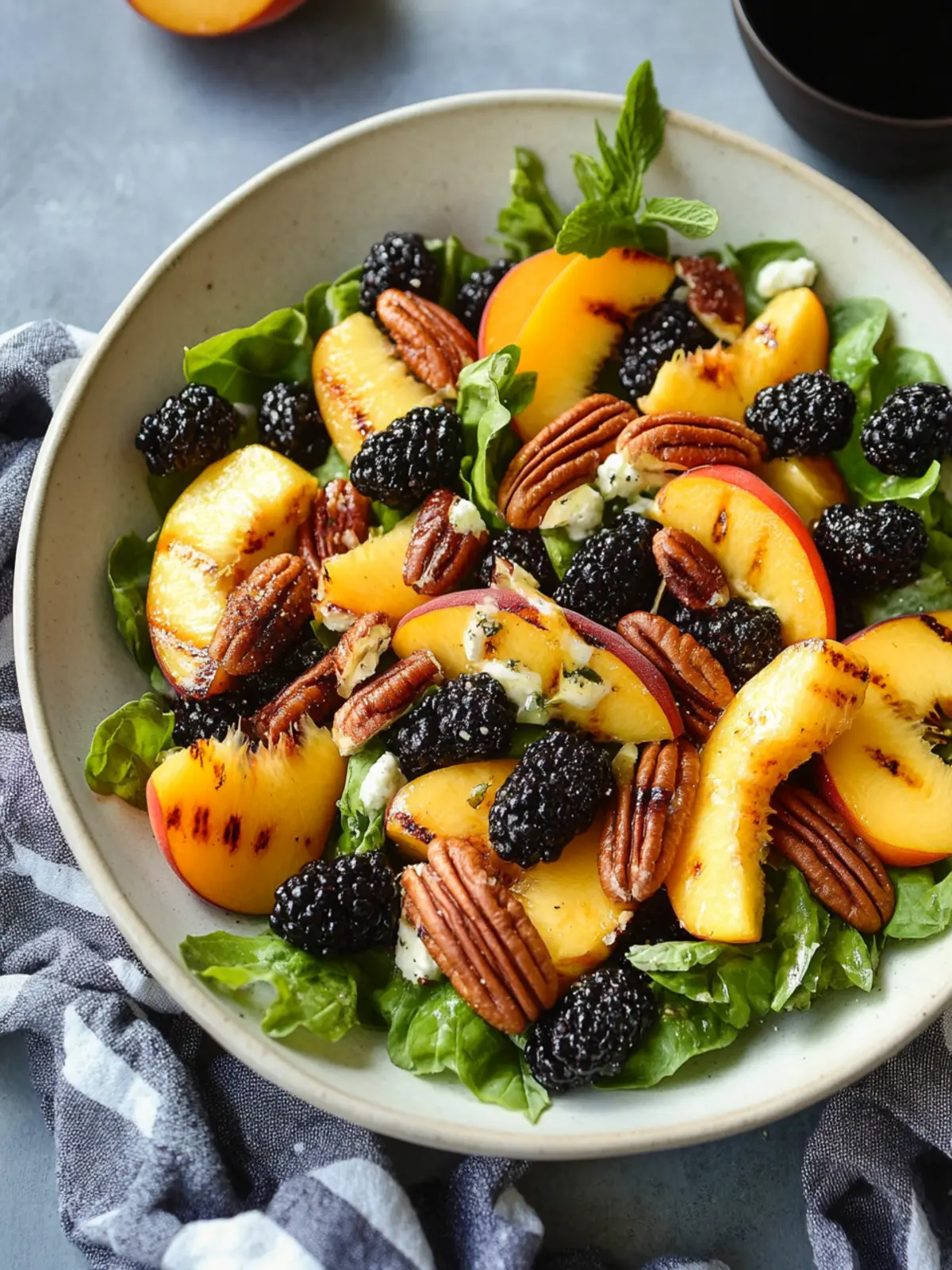 Grilled Peach Salad With Pecans and Blackberries: A Summer Delight 5 Grilled Peach Salad With Pecans and Blackberries